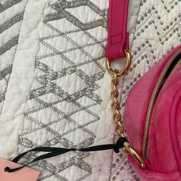 NWT Juicy Couture Pink Crossbody Bag - Picture 7 of 12
